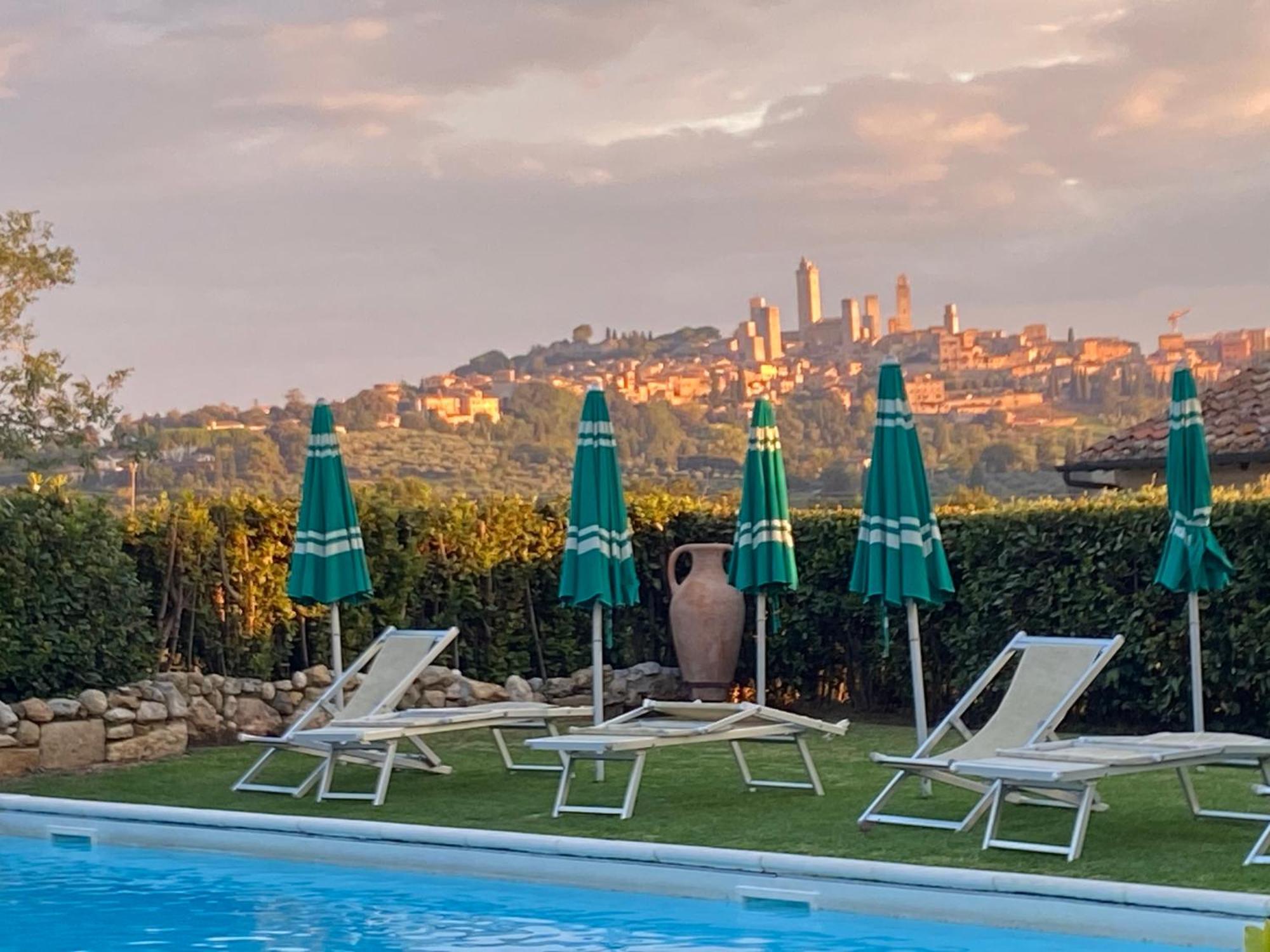 Bed & Breakfast Casale Gregoriano And Apartaments San Gimignano Dış mekan fotoğraf